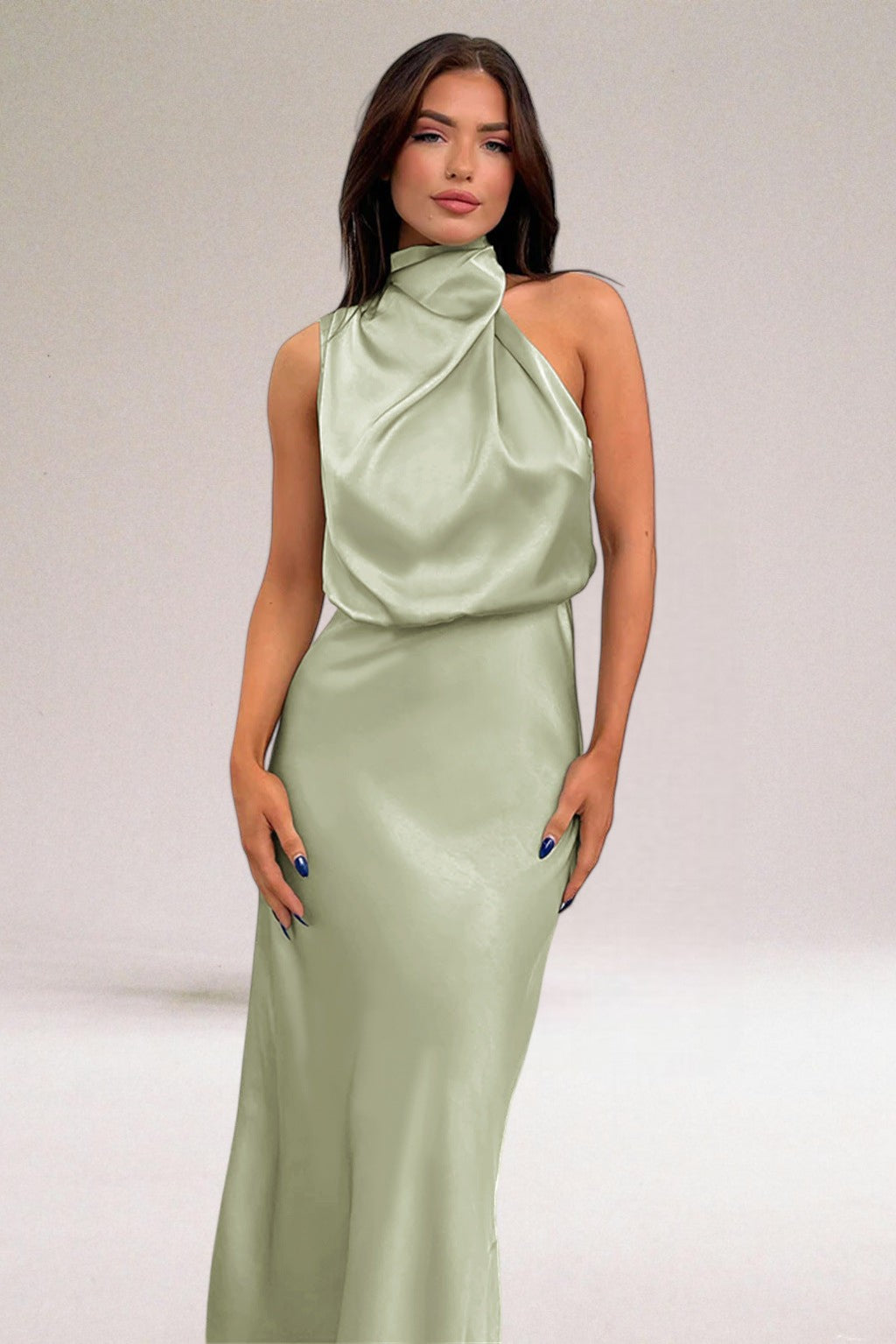 Flavia | Glamorous Kleid with Halter Neckline