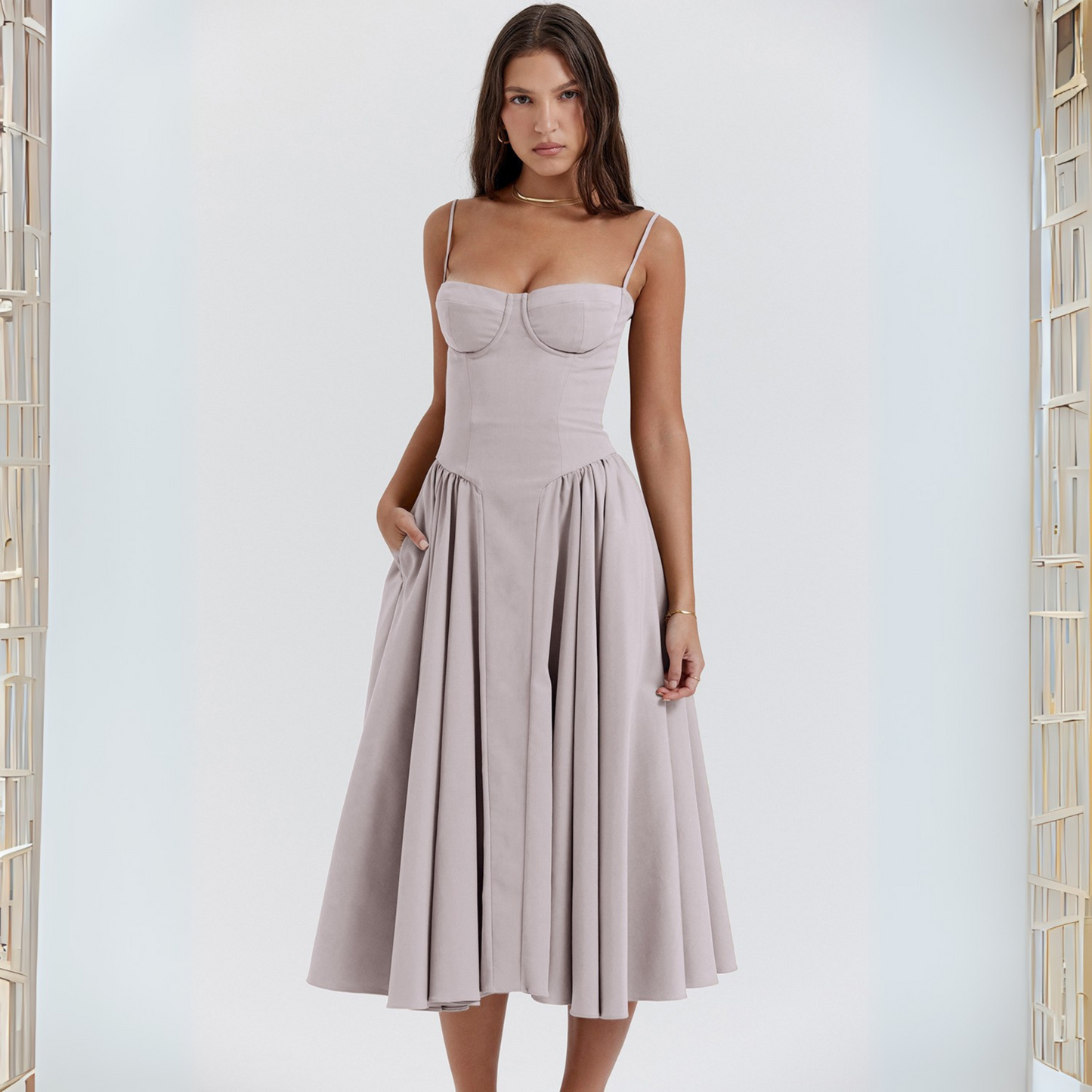 TRENTA™ - Chic Spaghetti Strap Bodycon Midikleid