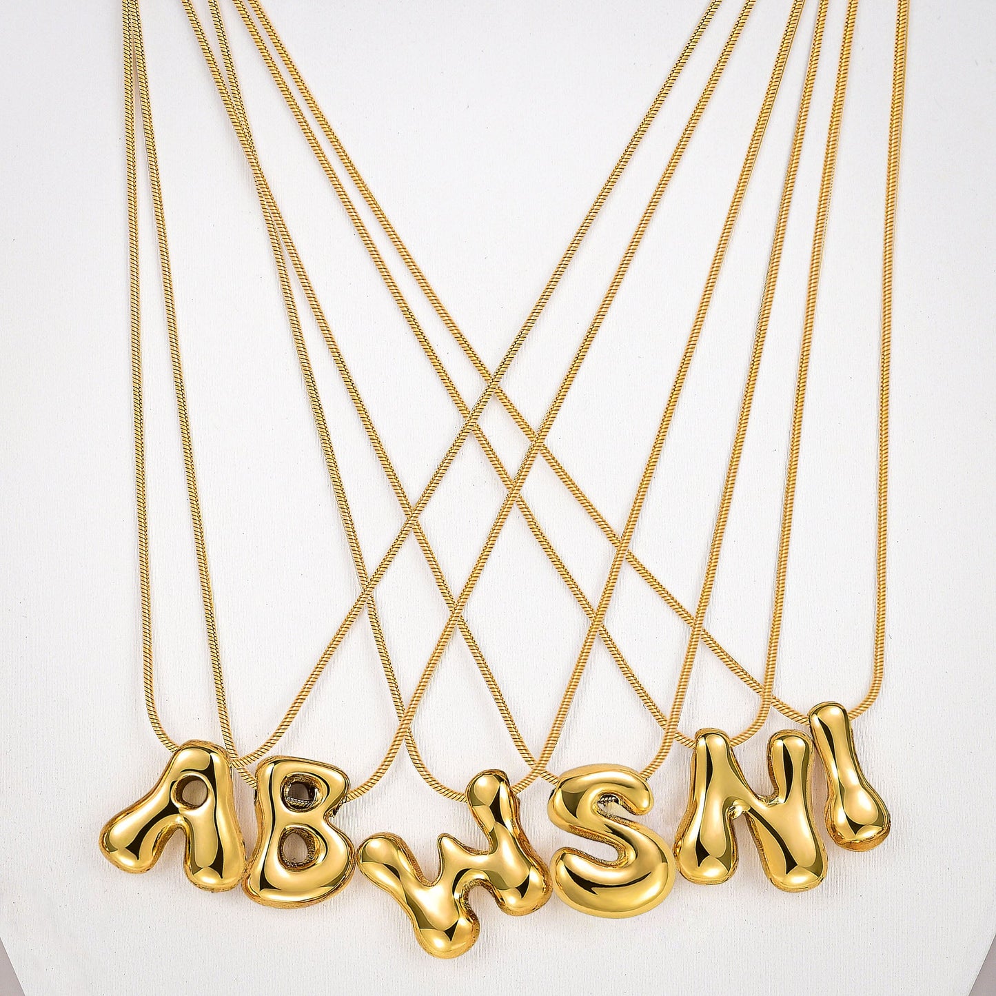 Golden Glow Bubble Letter Initial Halskette