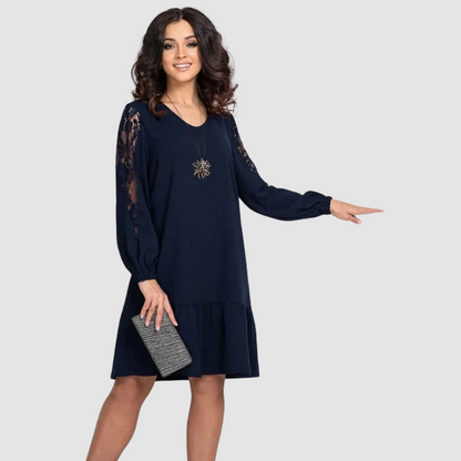 Lowri Quinn | Lace-Sleeve Midikleid