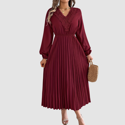 Rosalind Quinn | Lace V-Neck A-Line Kleid