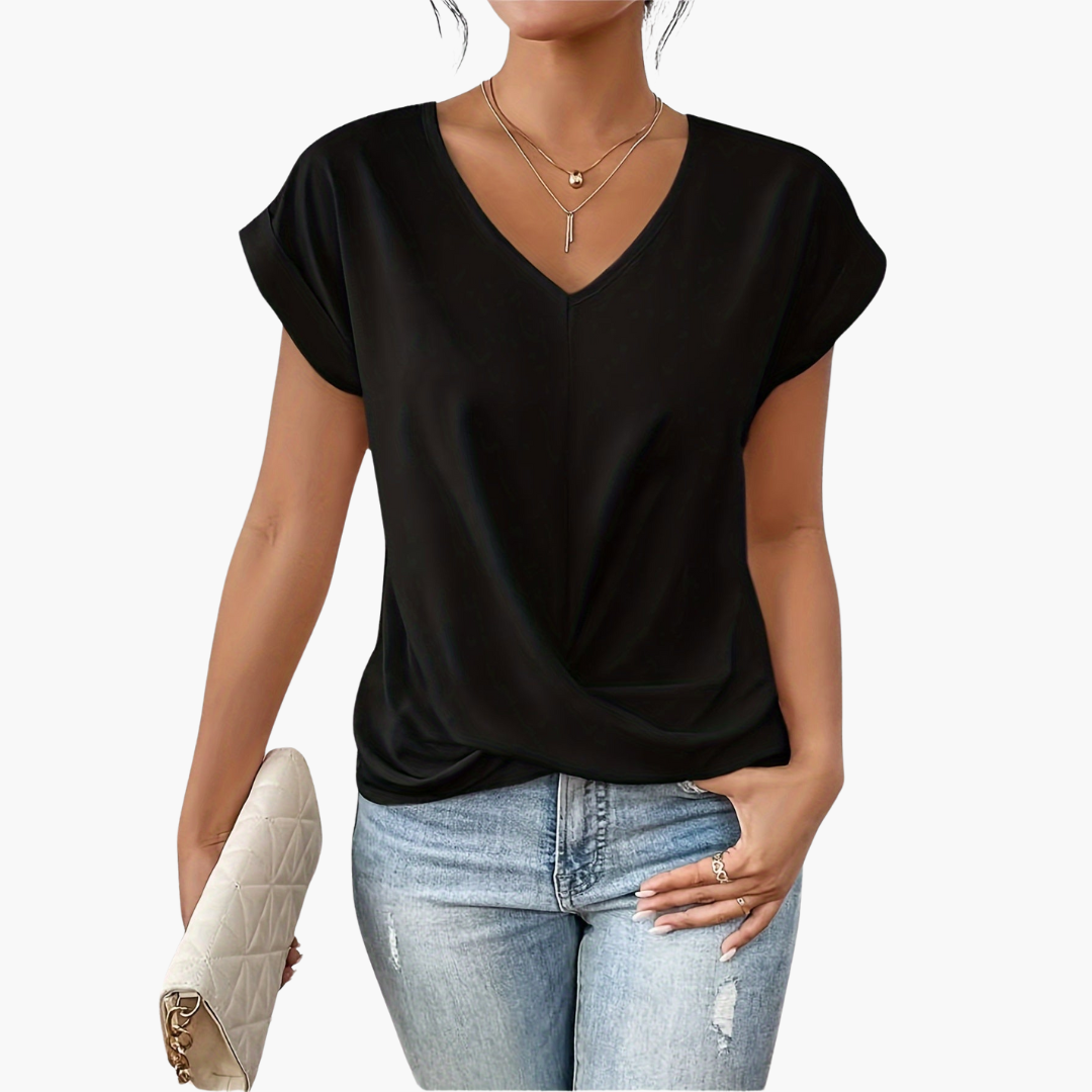 Clara | Casual T-Shirt with Heart Neckline for Damen