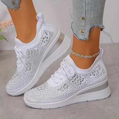Kaylee - Elegant Supportive Walking Sneaker