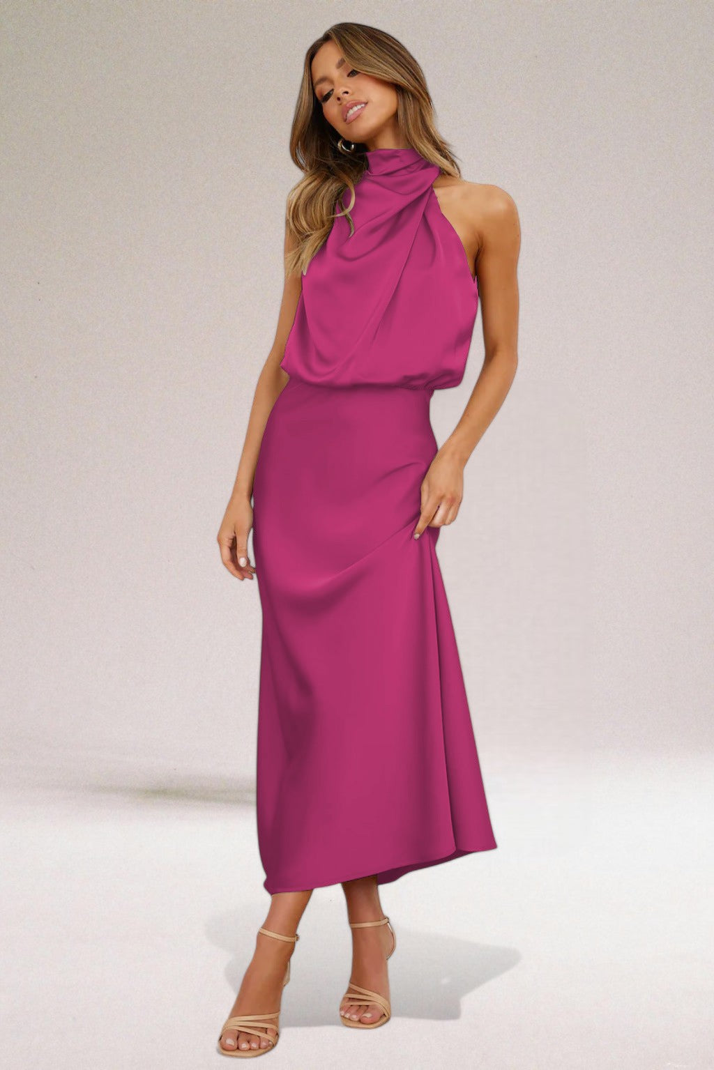 Flavia | Glamorous Kleid with Halter Neckline