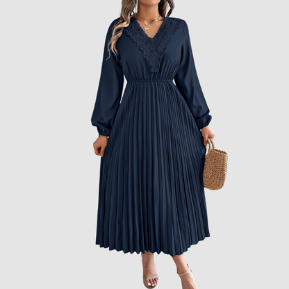 Rosalind Quinn | Lace V-Neck A-Line Kleid