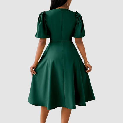 Clara Bloom | Refined Black Midikleid