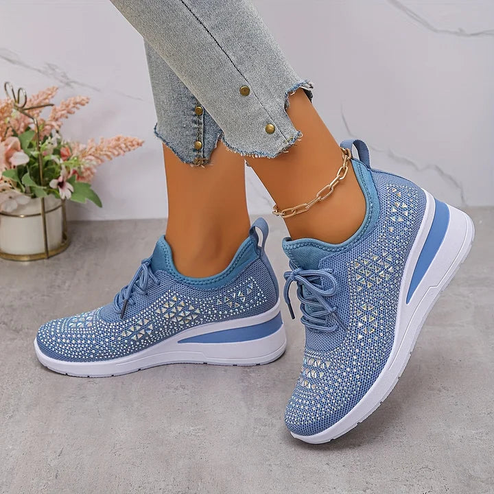 Kaylee - Elegant Supportive Walking Sneaker