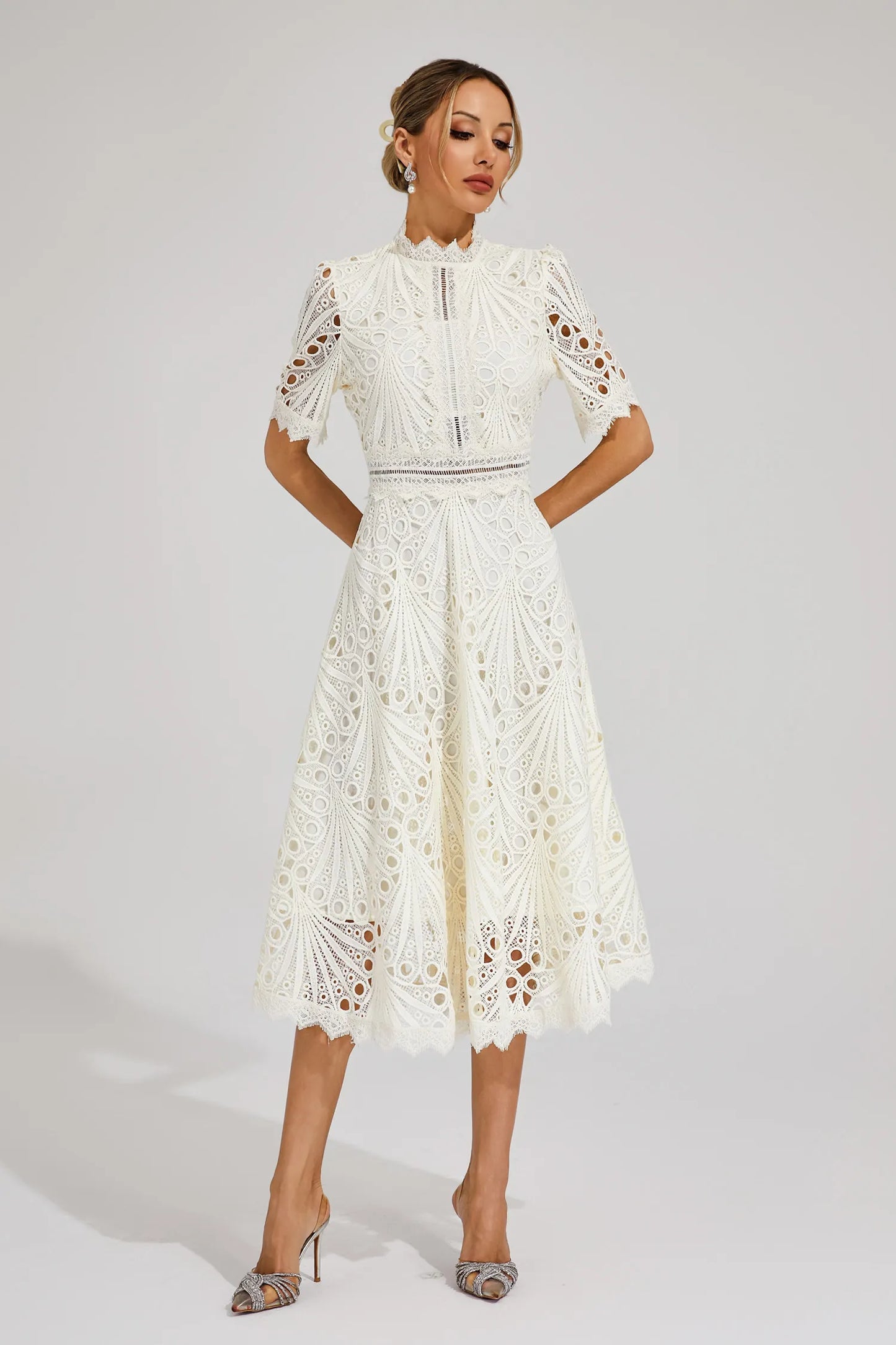 Lexi | Elegant Lace Midikleid for Damen