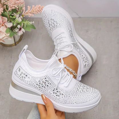 Kaylee - Elegant Supportive Walking Sneaker