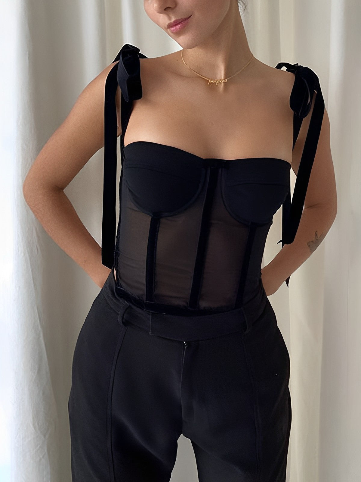 Yana - Black Mesh Corset Crop Top for Damen