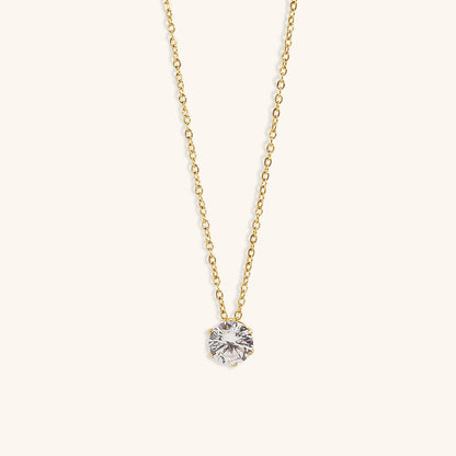 Eira goldene Halskette