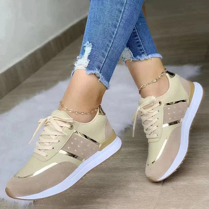 Nicolette | Damen Lace-Up Metallic Accent Sneaker
