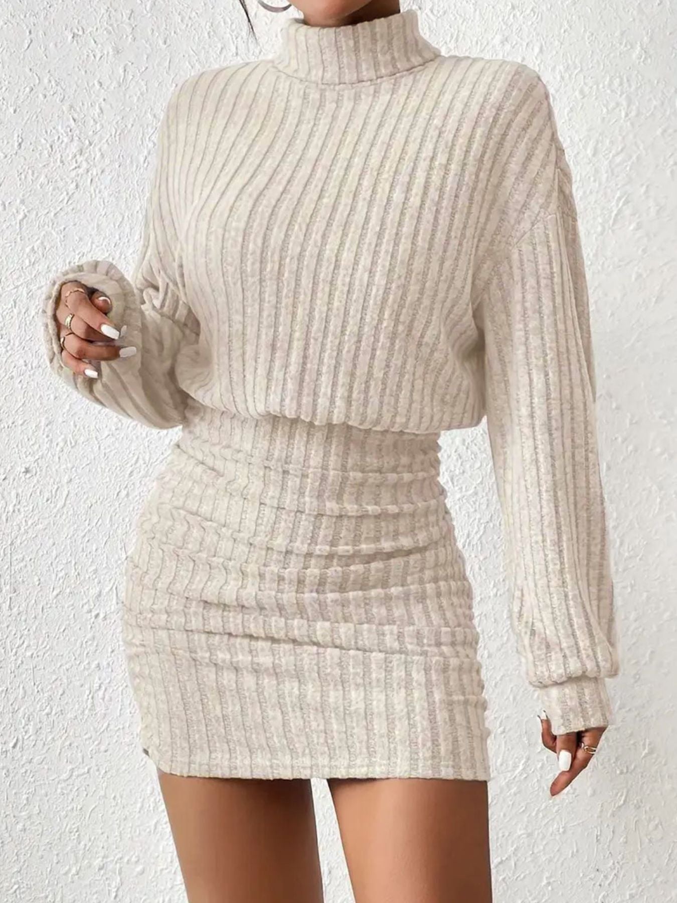 POPPY™ - Minimalist Ribbed Turtleneck Kleid