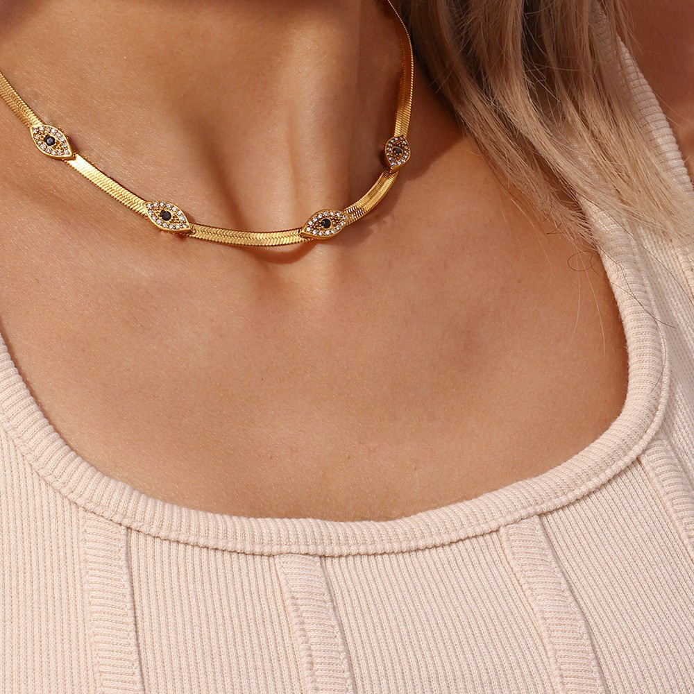 Vian Goldene Halskette