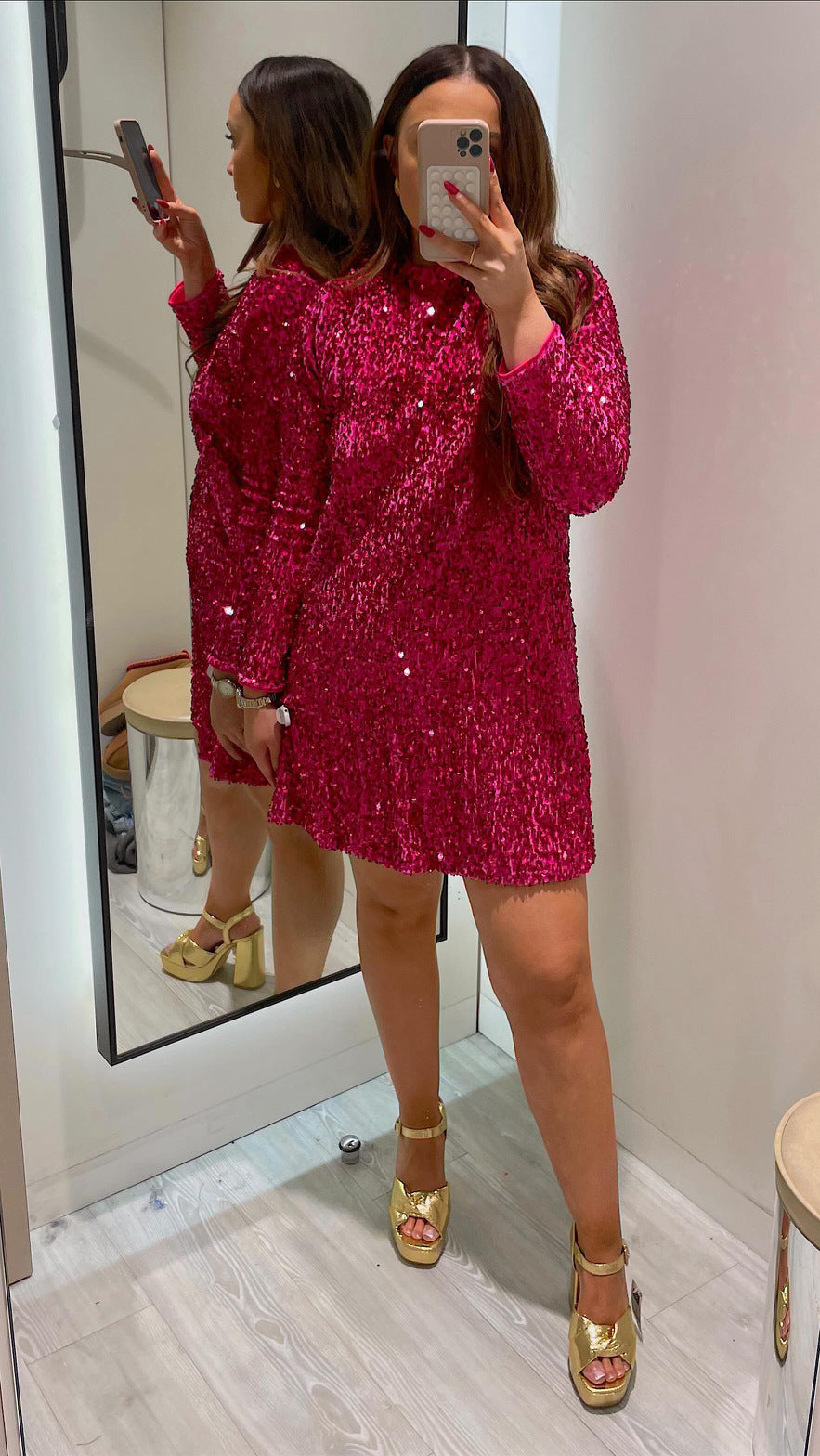 BONNIE™ -  Elegant Sequin Kleid with Fitted Round Neck & Long Sleeves