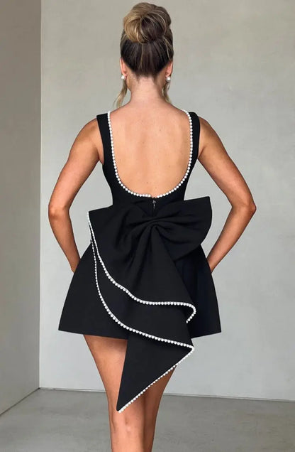 Harmonia | Elegant Mini Kleid with Flattering Silhouette