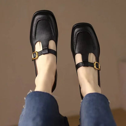 Selvana | Elegant T-Strap Schuhe