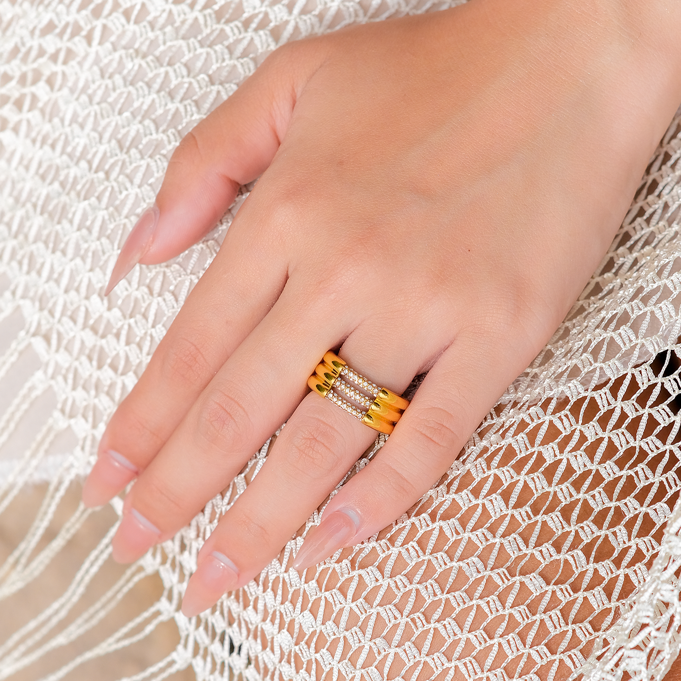Alira Diamant-Goldring