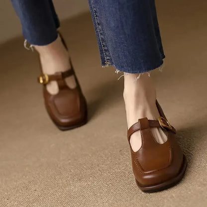 Selvana | Elegant T-Strap Schuhe