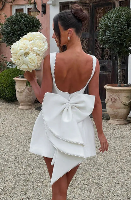 Harmonia | Elegant Mini Kleid with Flattering Silhouette