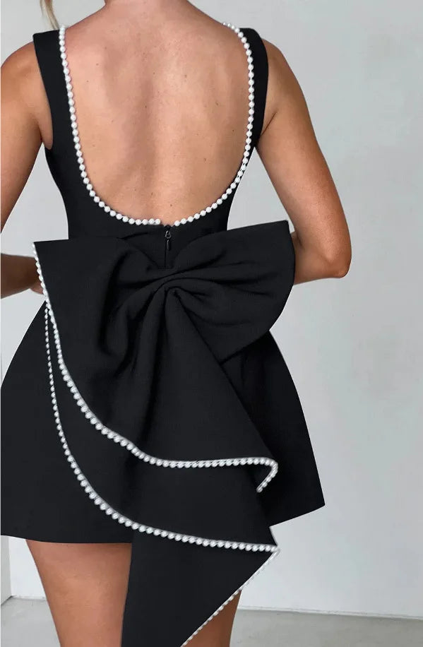 Harmonia | Elegant Mini Kleid with Flattering Silhouette