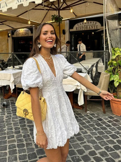 Nicolette | Romantic Floral Kleid for Effortless Style