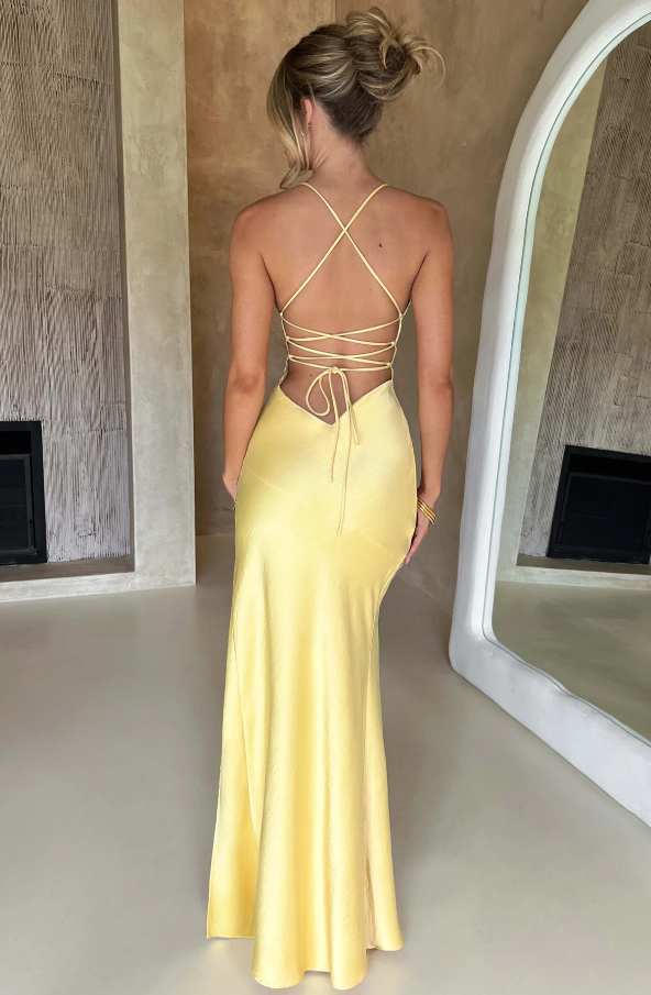 Lilly | Elegant Maxi Kleid with Thigh-High Slit