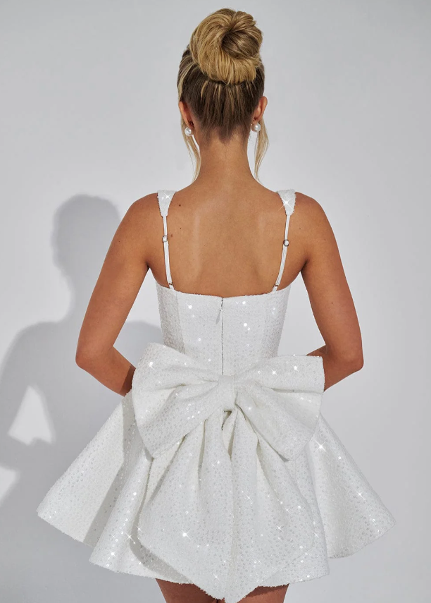 Romy | Dazzling Bow Kleid