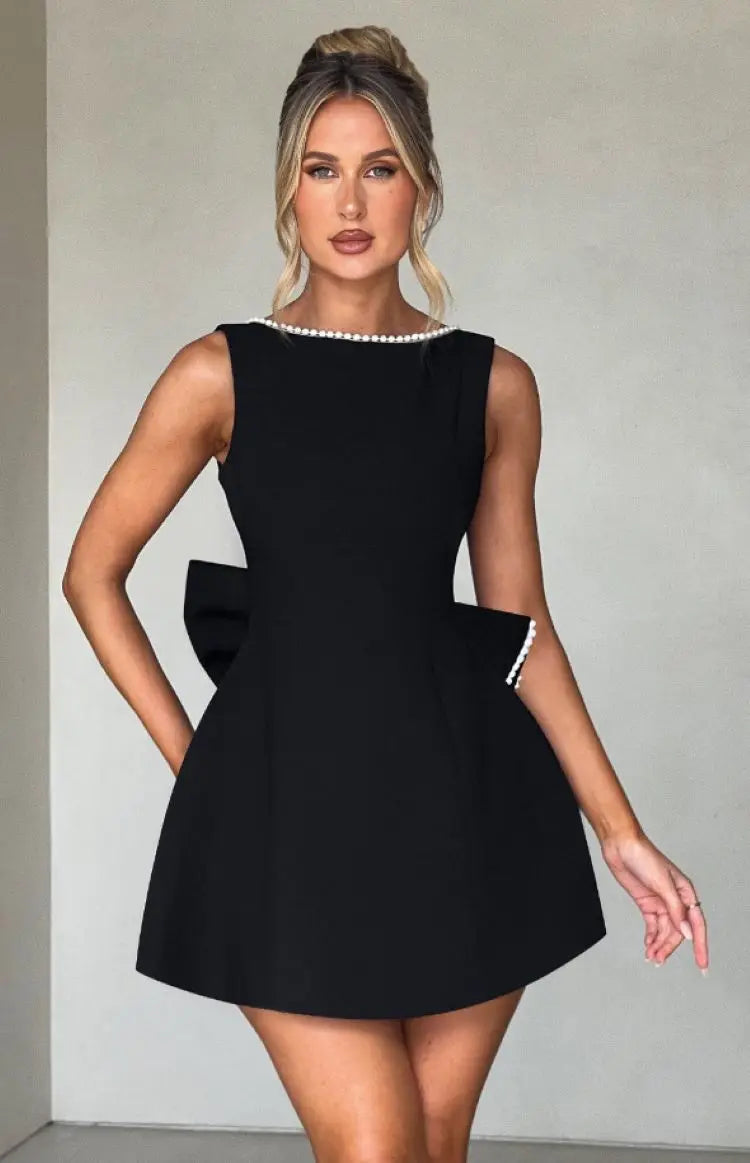 Harmonia | Elegant Mini Kleid with Flattering Silhouette