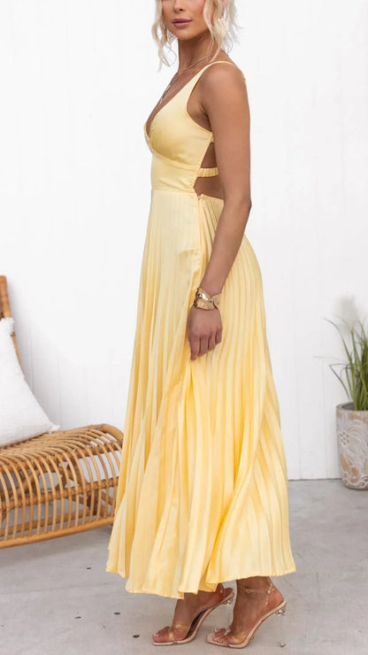 Mandy | Elegant Yellow Pleated V-Neck Maxi Kleid