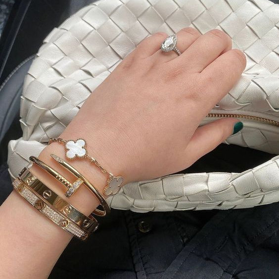 Elegance Nail Deluxe 18K Gold