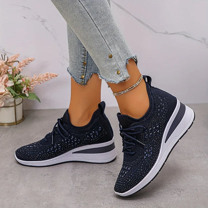 Kaylee - Elegant Supportive Walking Sneaker