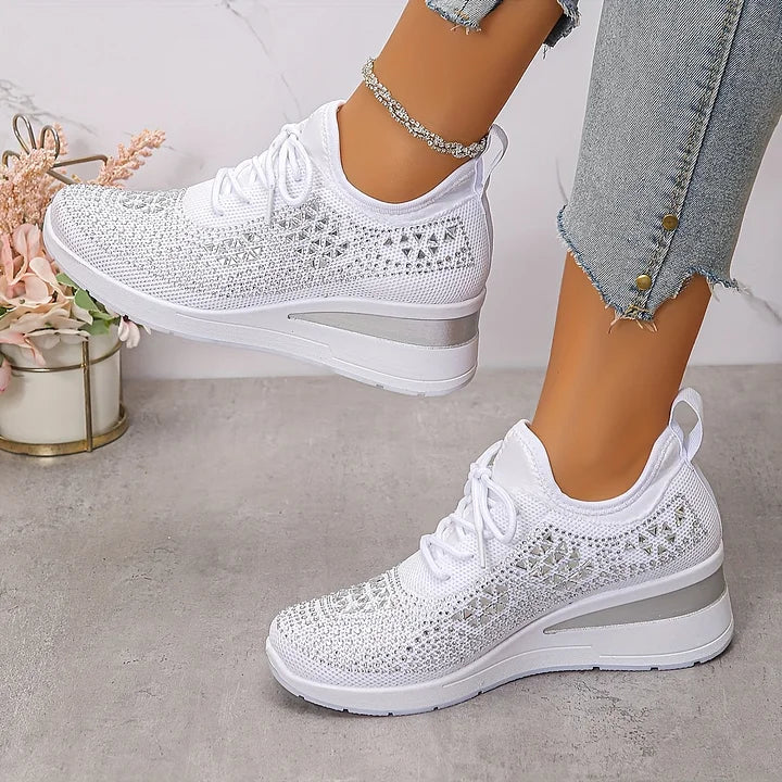Kaylee - Elegant Supportive Walking Sneaker