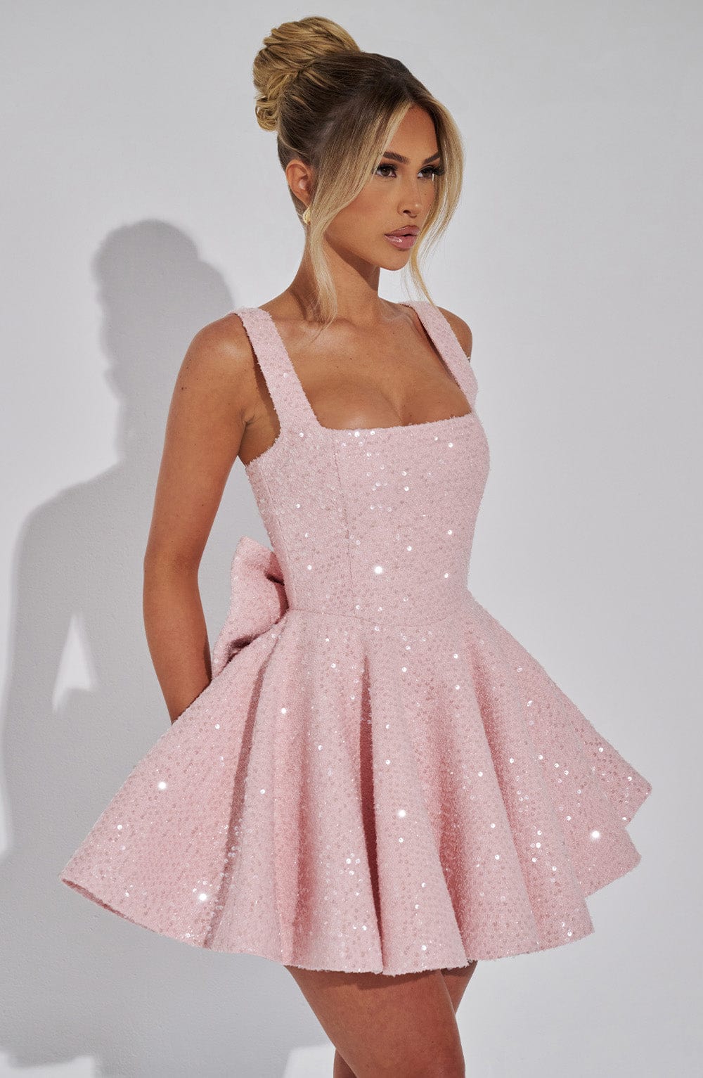 Romy | Dazzling Bow Kleid