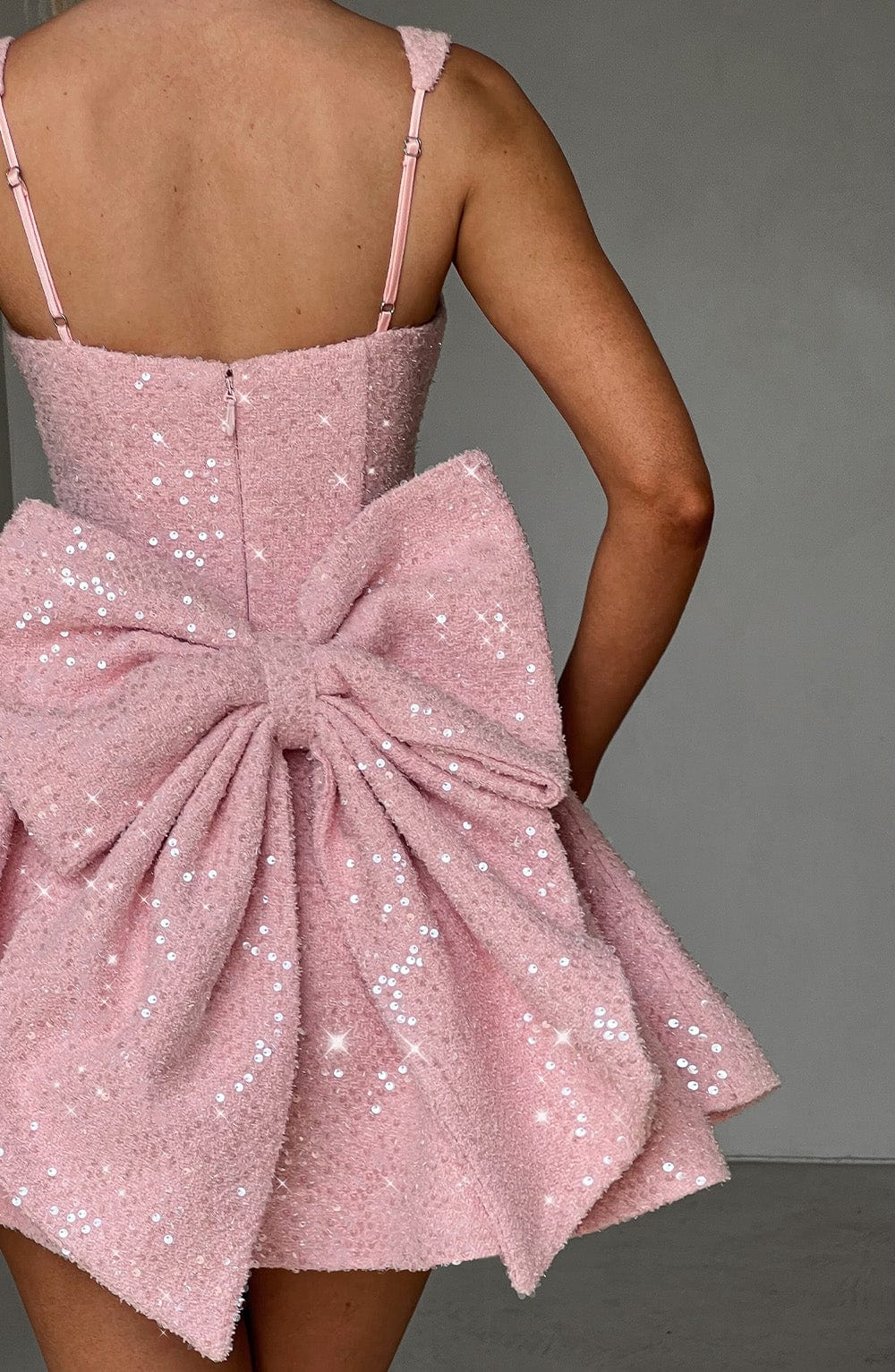 Romy | Dazzling Bow Kleid