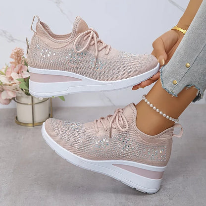 Kaylee - Elegant Supportive Walking Sneaker