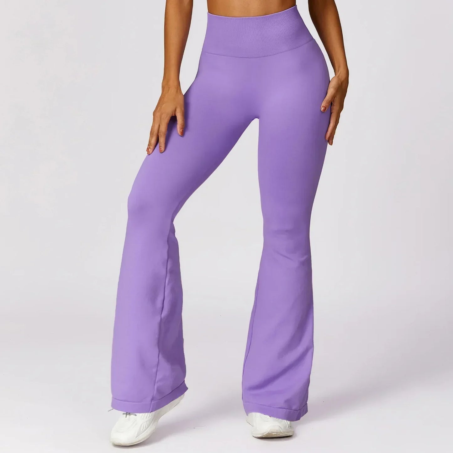 Elara - Seamless Flared High-Waist Yoga Leggings