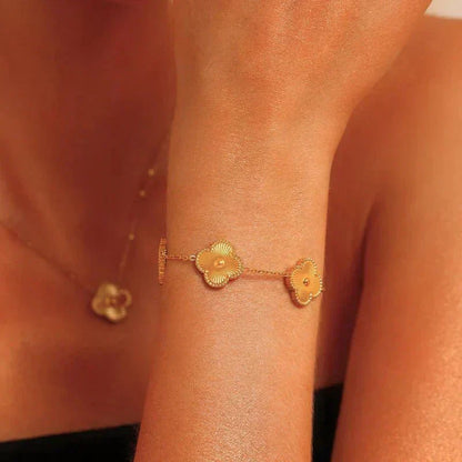 Trinity Klaver Gold
